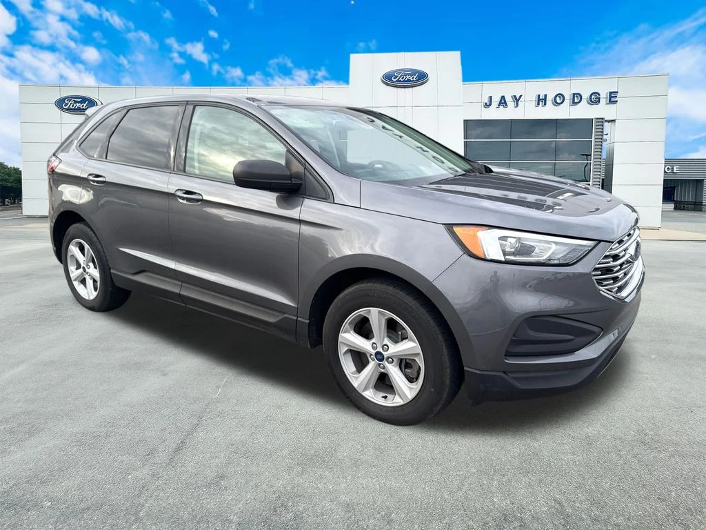 2022 Ford Edge SE AWD's photo