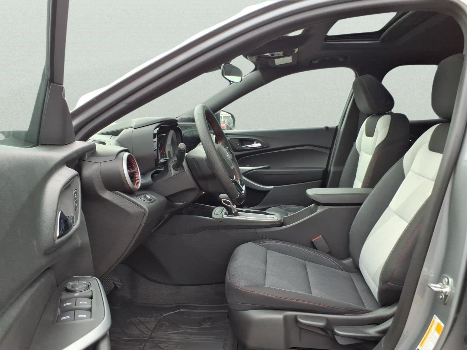 New 2026 Sterling Gray Metallic Chevrolet 1RS image 15