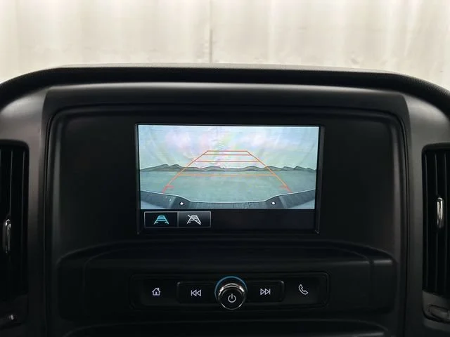 Used 2018 SUMMIT WHITE Chevrolet Custom image 13