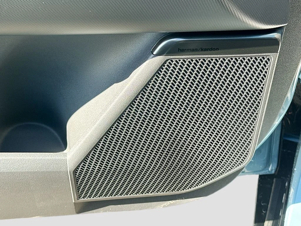 New 2027 Frost Blue Kia X-Line image 19