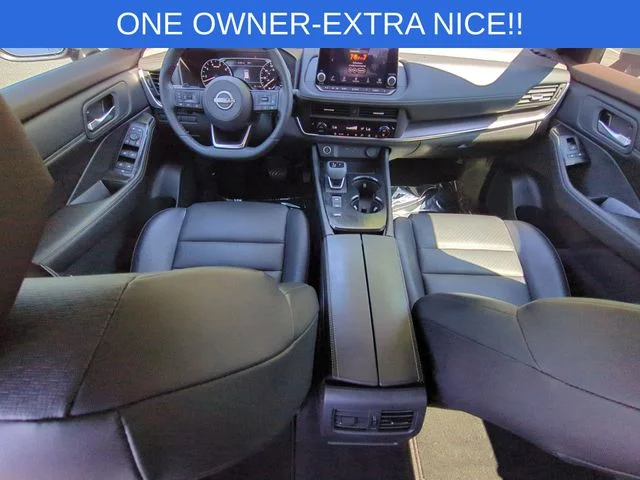 Used 2023 Silver Nissan SV image 32