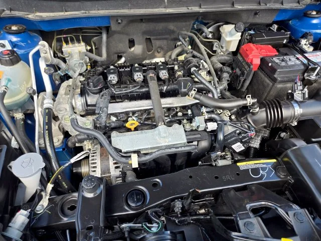 Used 2025 Blue Nissan S image 21
