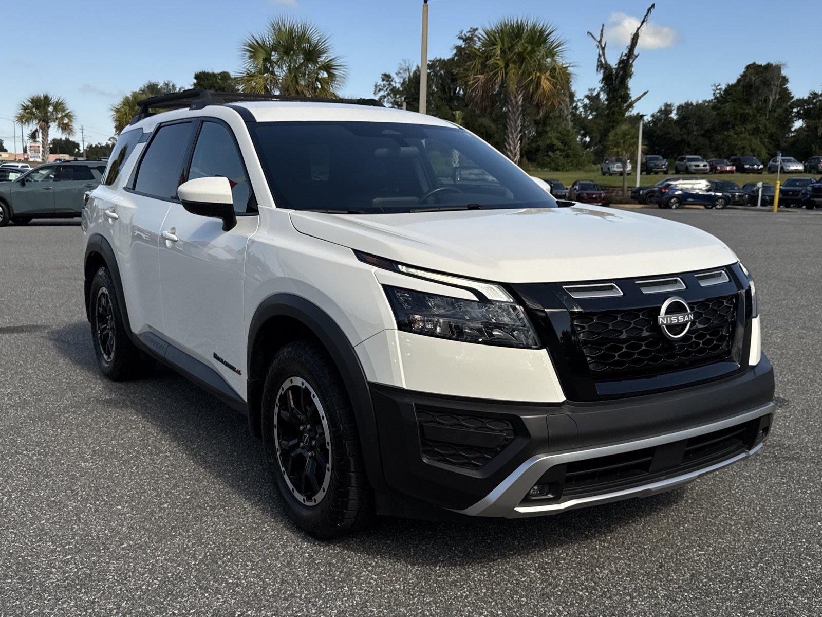 Used 2025 Glacier White Nissan Rock Creek image 1