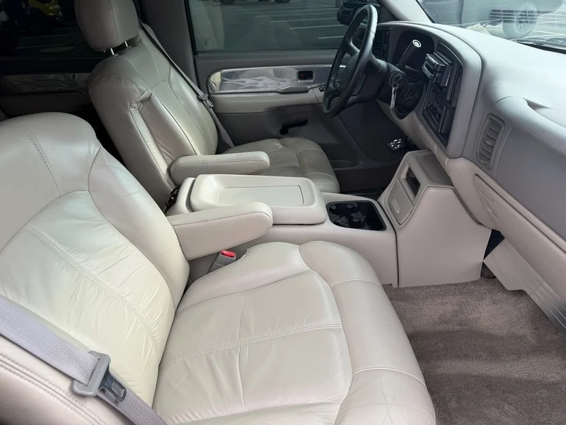 Used 2002 Medium Charcoal Gray Metalli Chevrolet LS image 17