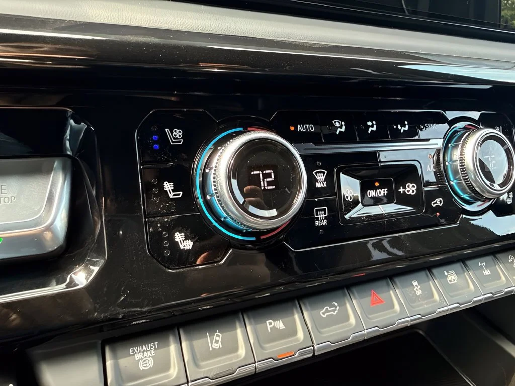 New 2026 Onyx Black GMC AT4X image 25