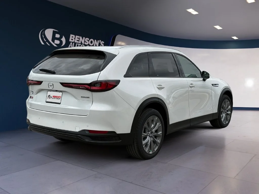 New 2026 White Mazda 3.3 Turbo Preferred image 5