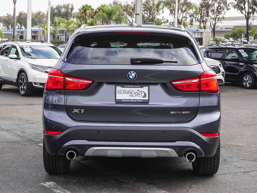 Used 2021 Gray BMW sDrive28i image 6