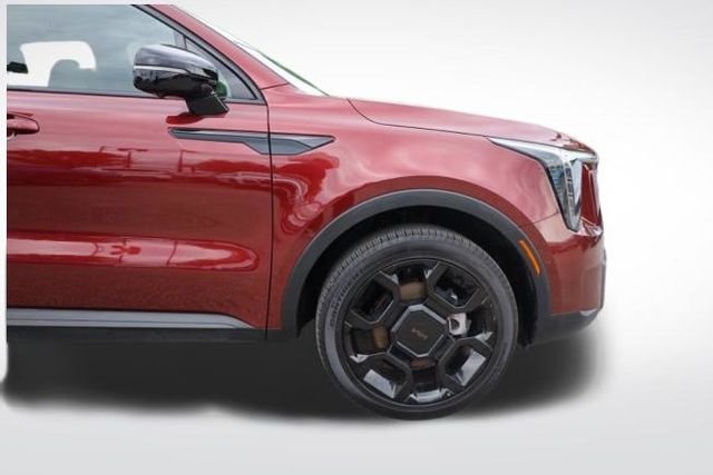 Used 2025 Red Kia X-Line SX Prestige image 14