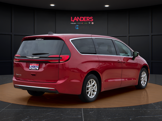 Used 2024 Red Chrysler Touring L image 4