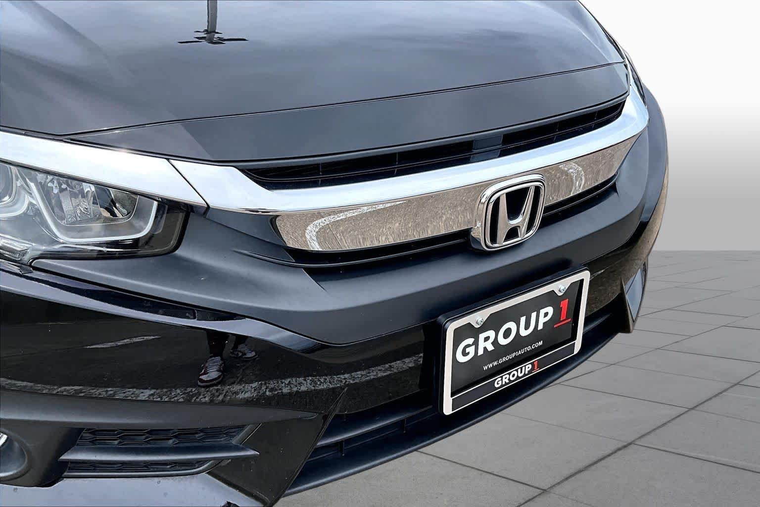 Used 2018 Crystal Black Pearl Honda EX-L image 27