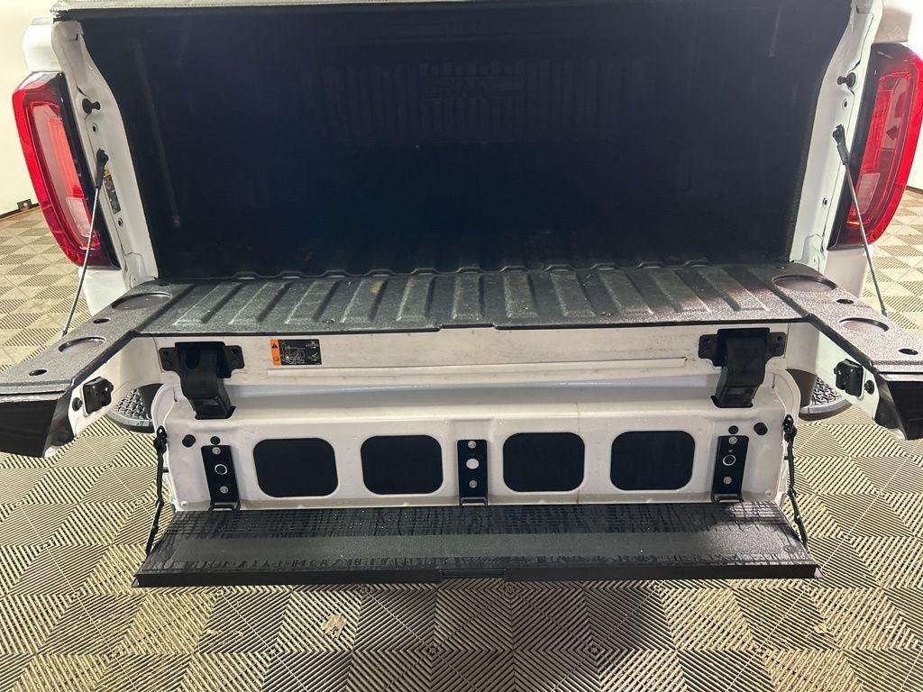 Used 2025 Summit White GMC AT4 image 11