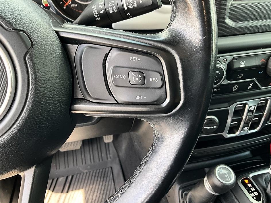 Used 2021 Gray Jeep Unlimited Sport image 27