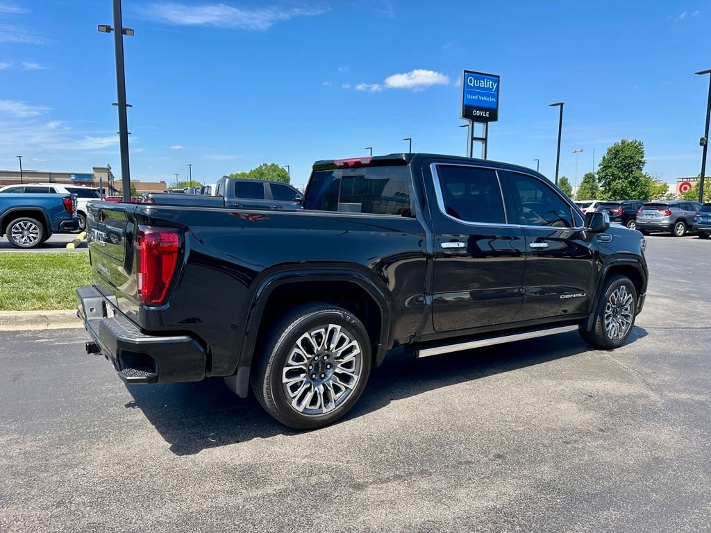 Used 2025 Black GMC Denali Ultimate image 3