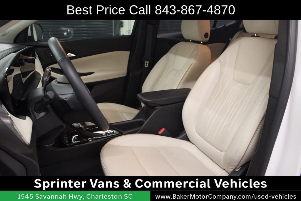 Used 2025 White Frost Buick Avenir image 5