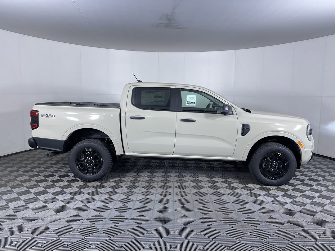 2025 Ford Ranger XLT - Photo 10