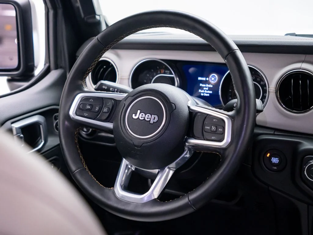 Used 2021 Gray Jeep High Altitude image 13