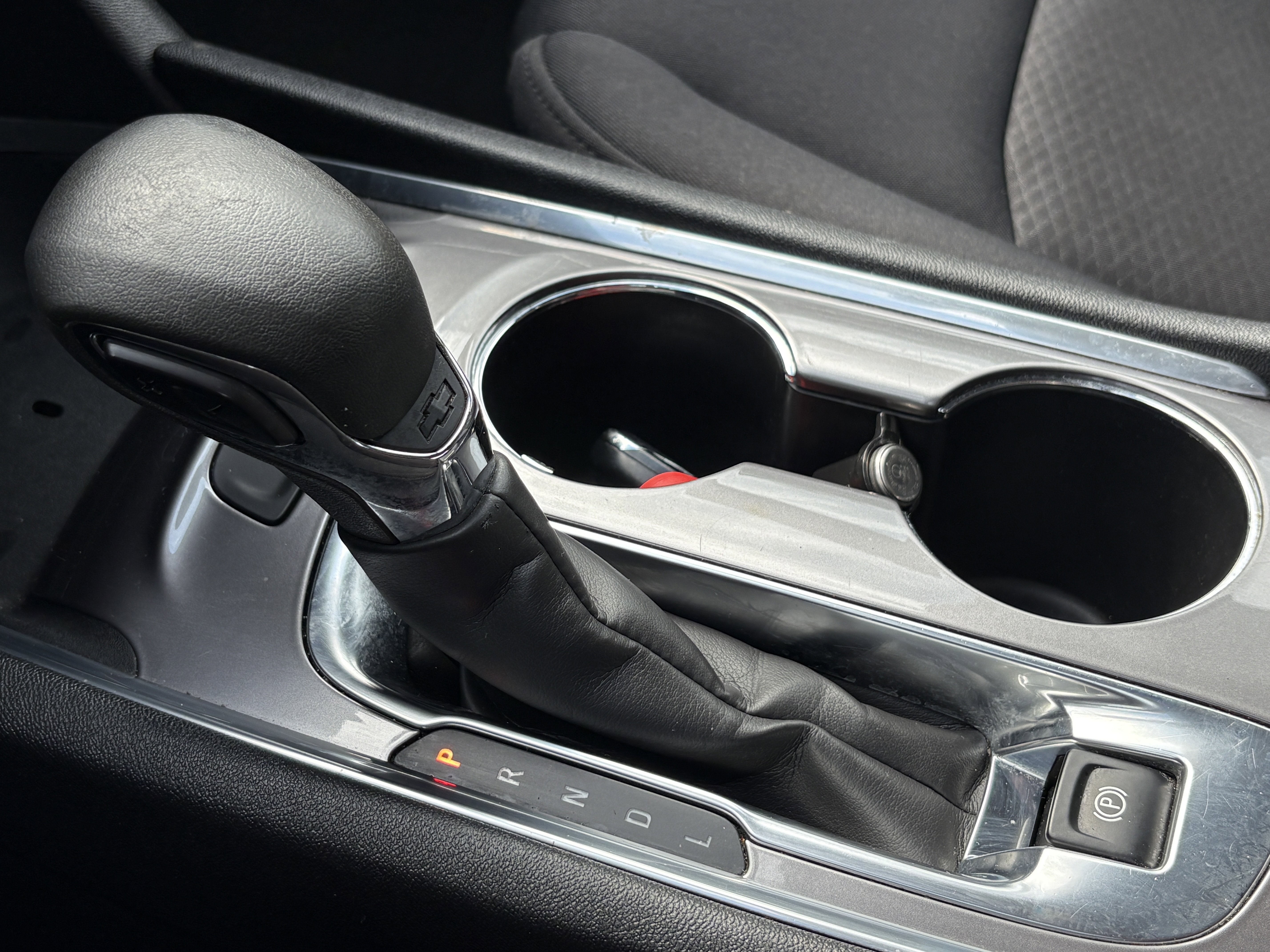 Used 2022 Dark Ash Metallic Chevrolet LT image 22