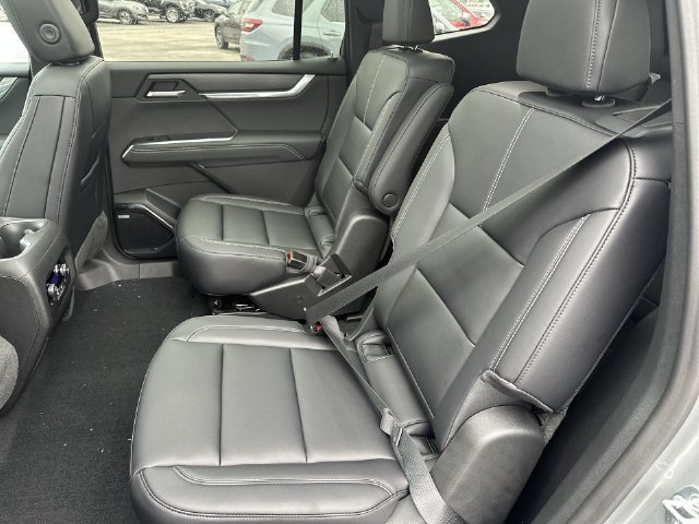 New 2027 Sterling Metallic GMC Elevation image 27