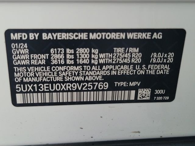 Used 2024 White BMW sDrive40i image 5