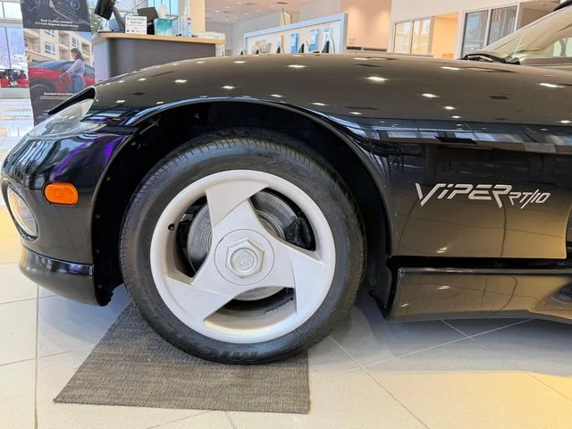 Used 1994 Black Dodge RT/10 image 34