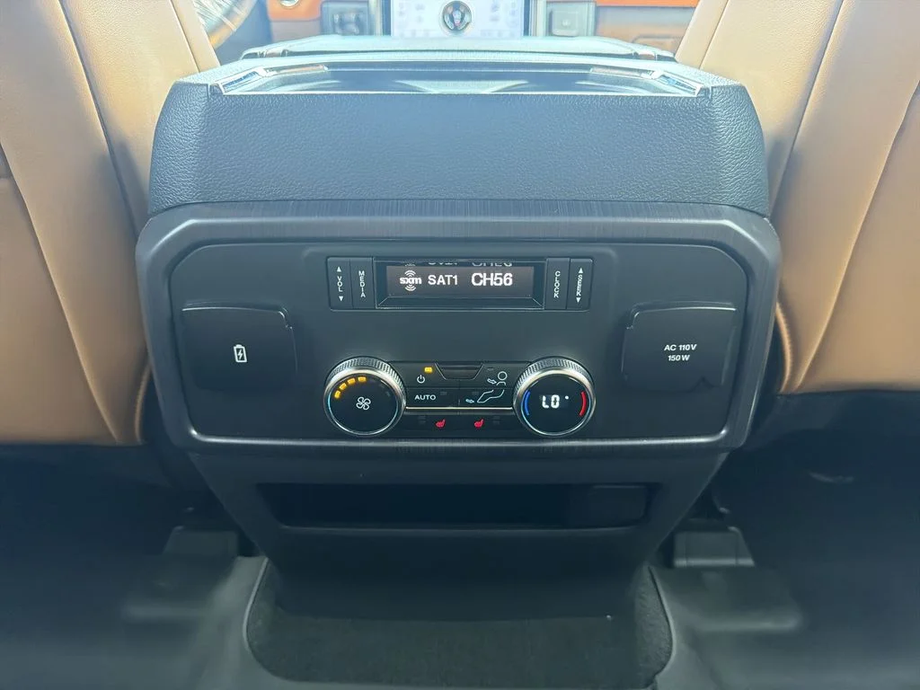 Used 2024 White Ford Platinum image 28