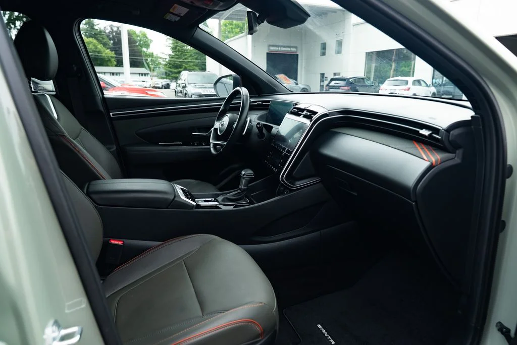 Used 2024 Green Hyundai Limited image 25