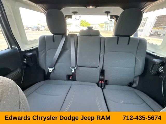 Used 2025 Gray Jeep Sahara 4xe image 19