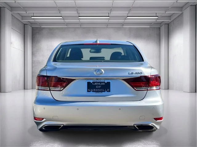 Used 2014 Silver Lexus 460 image 4