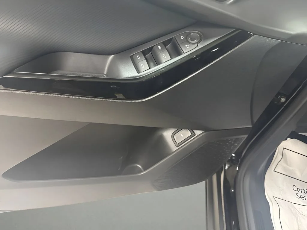 New 2027 Mosaic Black Metallic Chevrolet LT image 13