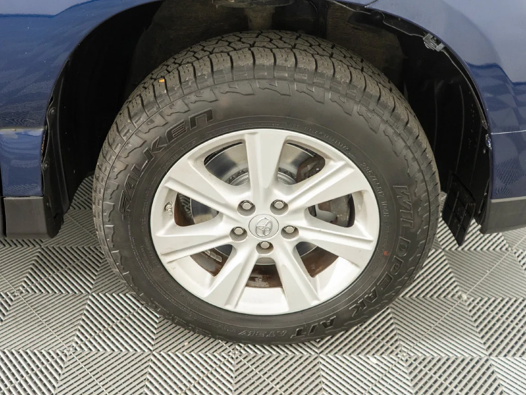 Used 2013 Blue Toyota SE image 33