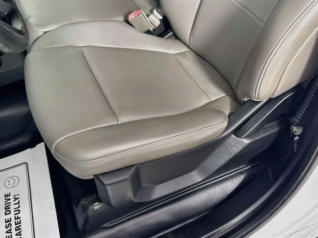 Used 2018 Oxford White Ford XL image 6