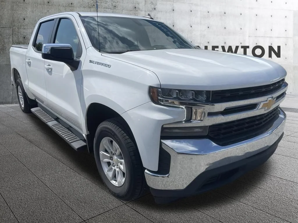 2021 Chevrolet Silverado 1500 LT Crew Cab Short Box's photo