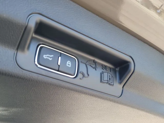 New 2027 Gray Ford Tremor image 11
