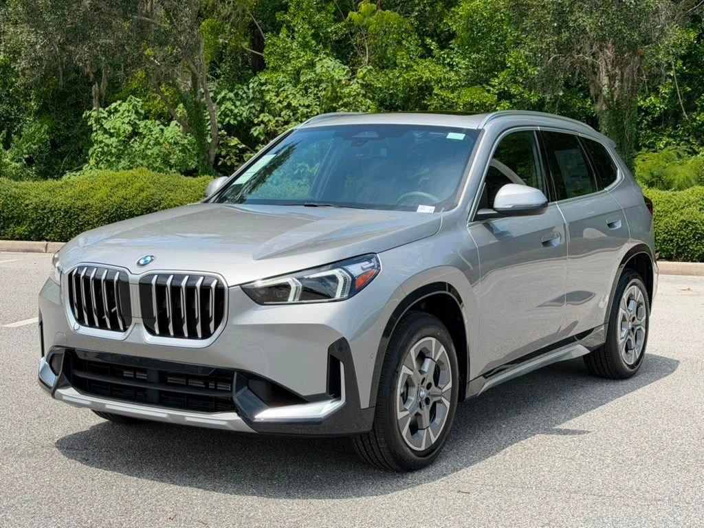 New 2026 Silver BMW xDrive28i image 1