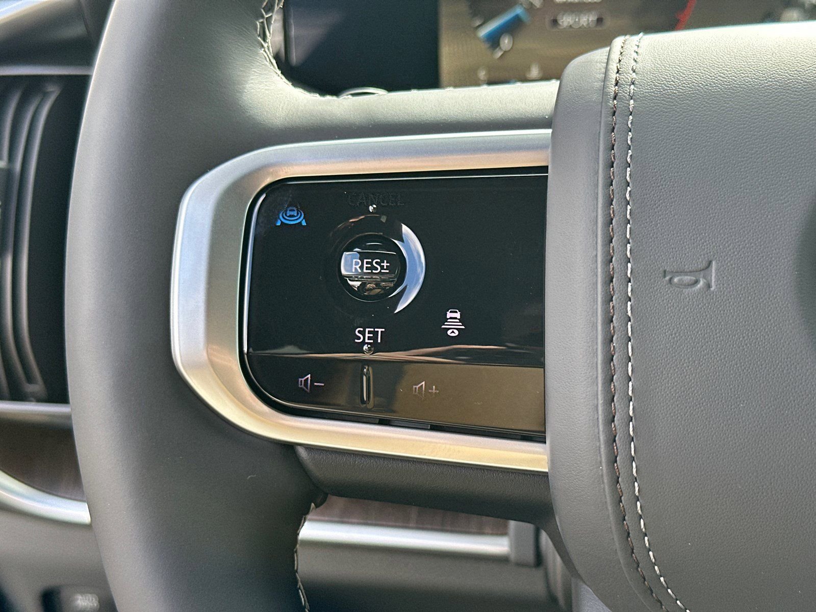 New 2026 Black Nissan Platinum Reserve image 29
