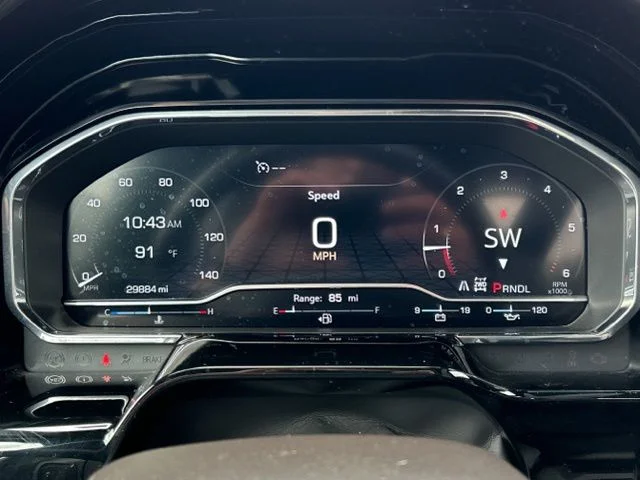Used 2022 Summit White GMC SLE image 33