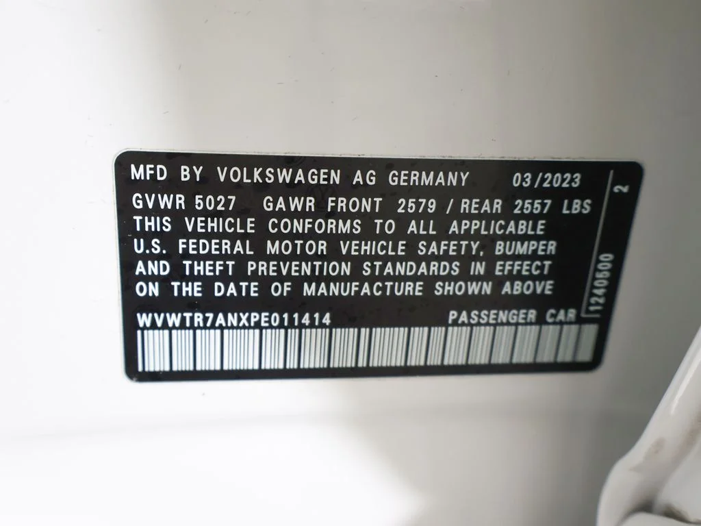 Used 2023 Opal White Volkswagen 2.0T SEL Premium R-Line image 61