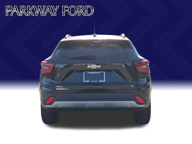 Used 2025 Black Chevrolet LT image 4