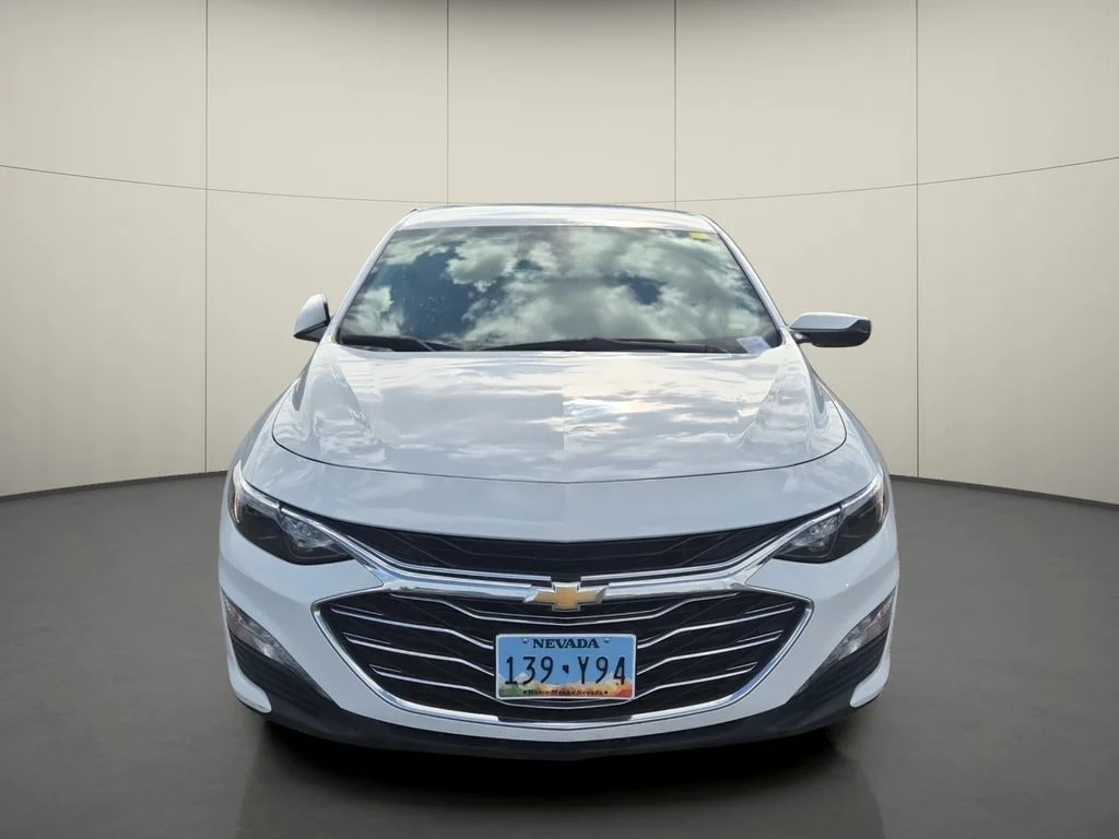 Used 2024 White Chevrolet LT image 2