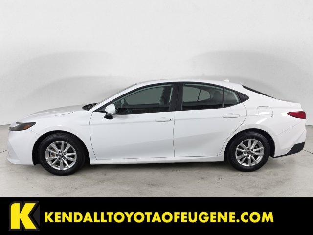 Used 2025 White Toyota LE image 8