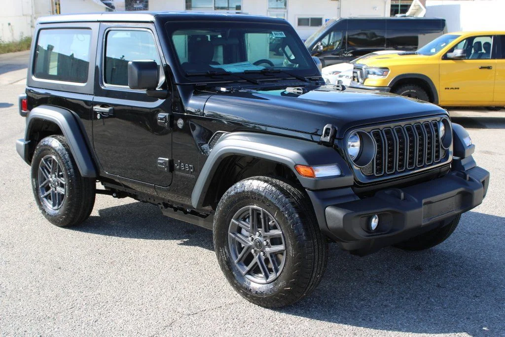 New 2026 Black Clear-Coat Exterior Paint Jeep Sport image 3