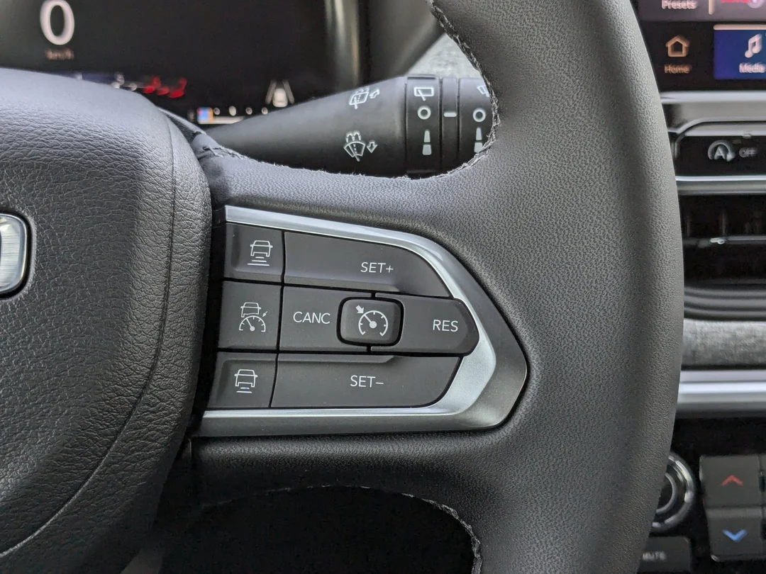 New 2026 Black Jeep North - - 4x4 - Panoramic Sunroof - Alpine Audio - Adaptive Cruise - Power Liftgate & More! image 18
