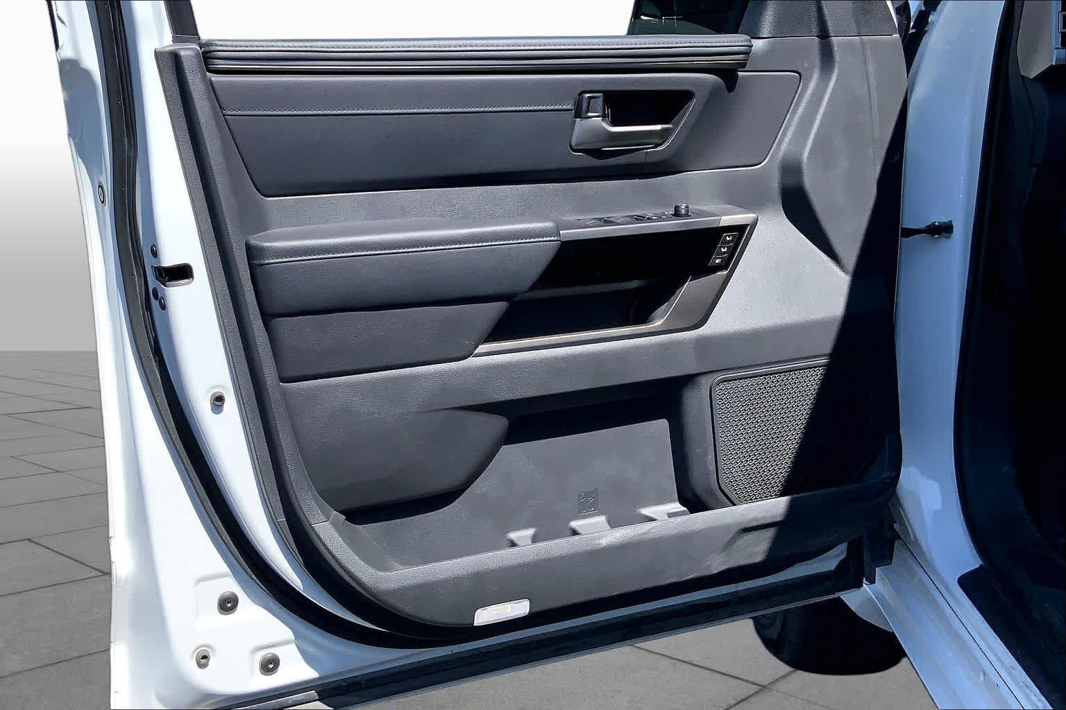 Used 2024 Wind Chill Pearl Toyota Limited image 21