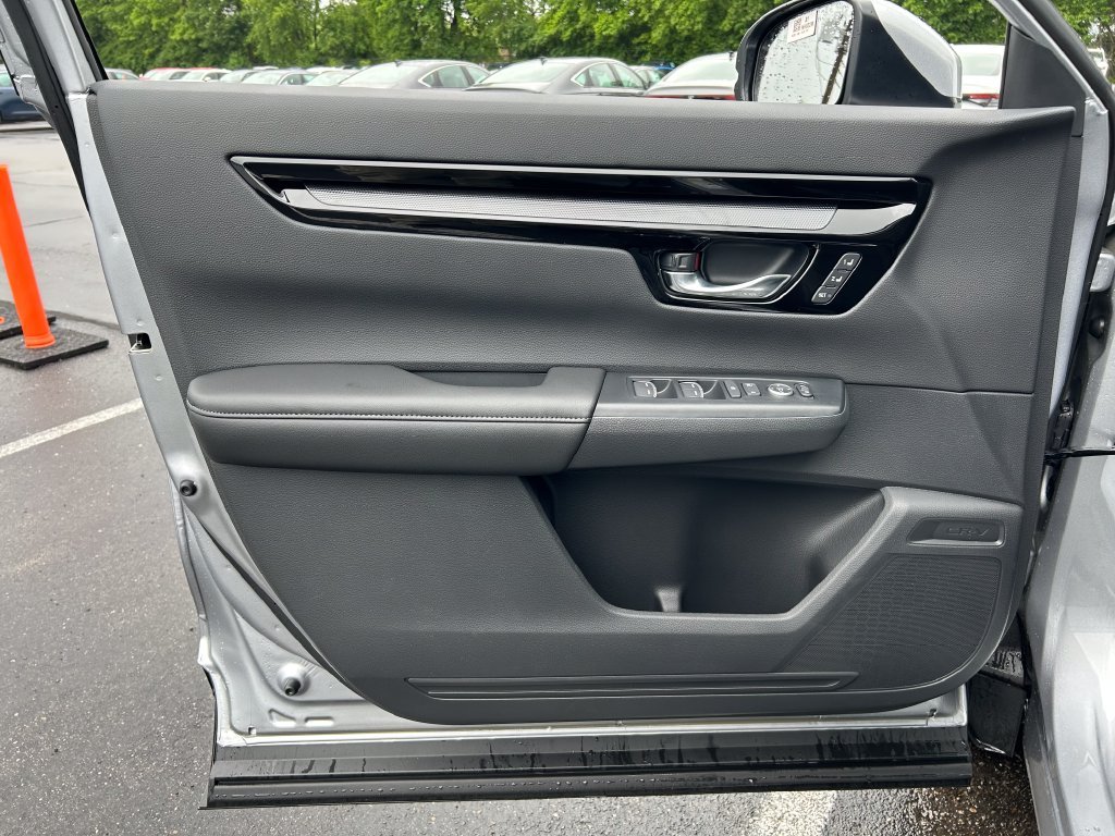 New 2027 Solar Silver Metallic Honda EX-L image 19