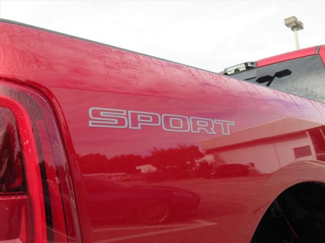 New 2026 Molten Red Pearl-Coat Exterior Paint RAM Laramie image 10