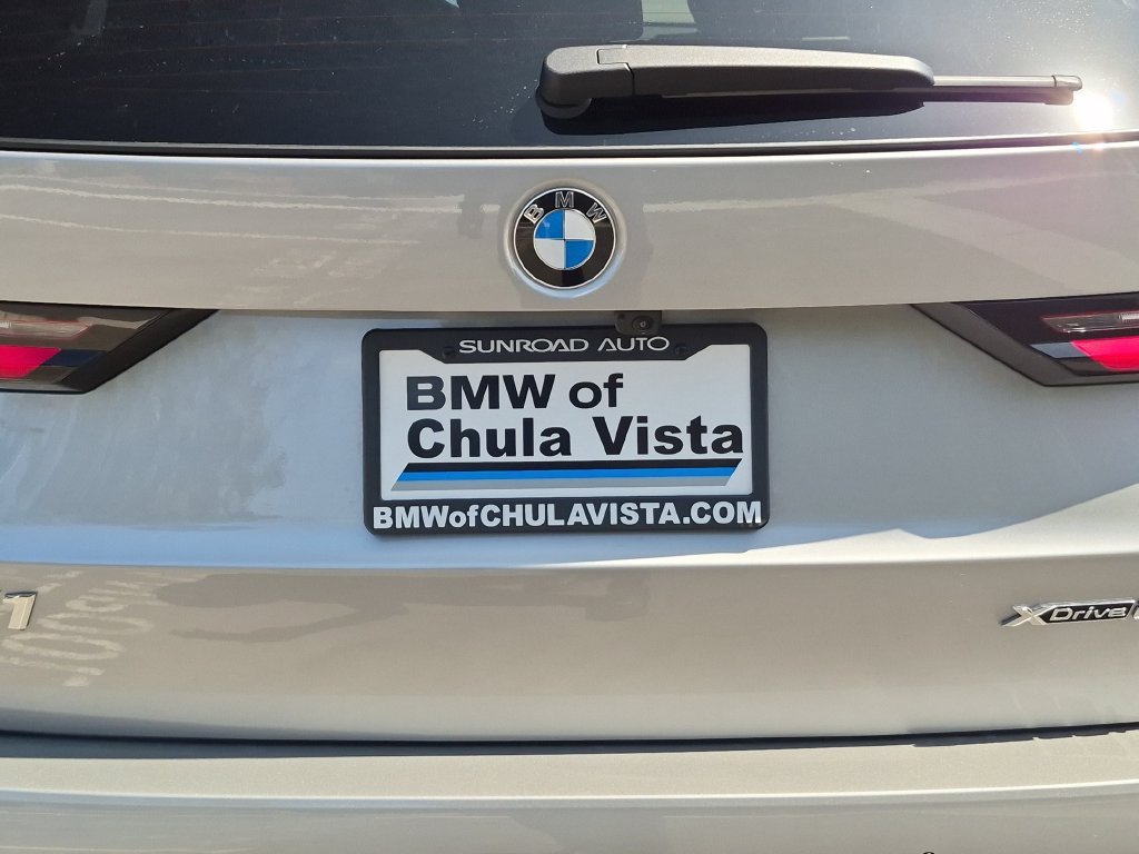 Used 2026 Silver BMW xDrive28i image 37