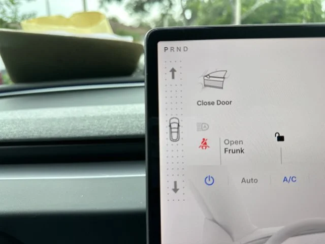 2025 Tesla Model 3 Long Range - Photo 20