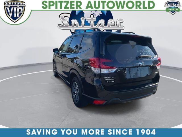 Used 2023 Black Subaru Premium image 8