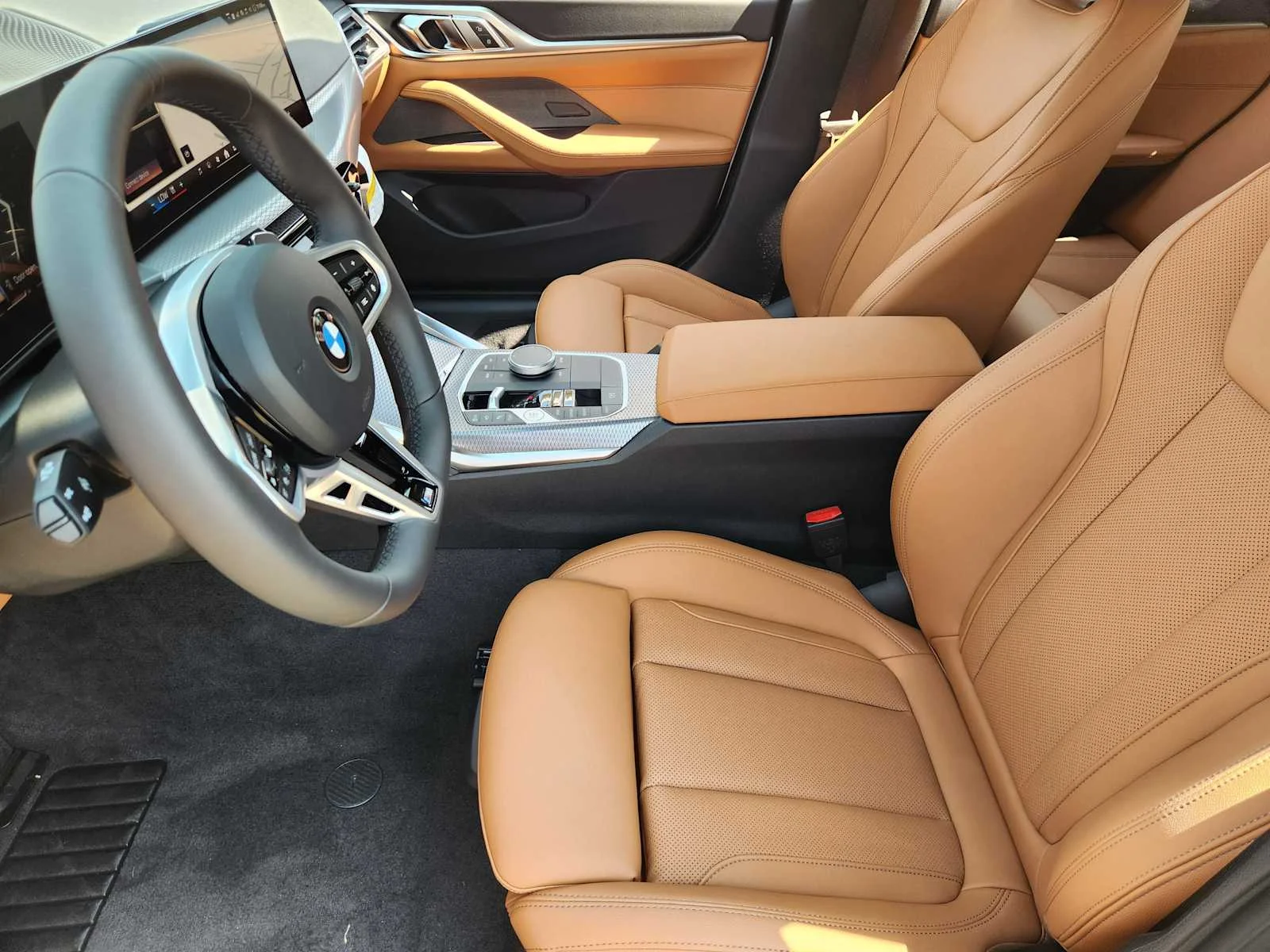 New 2026 Mineral White Metallic BMW 430i xDrive image 4