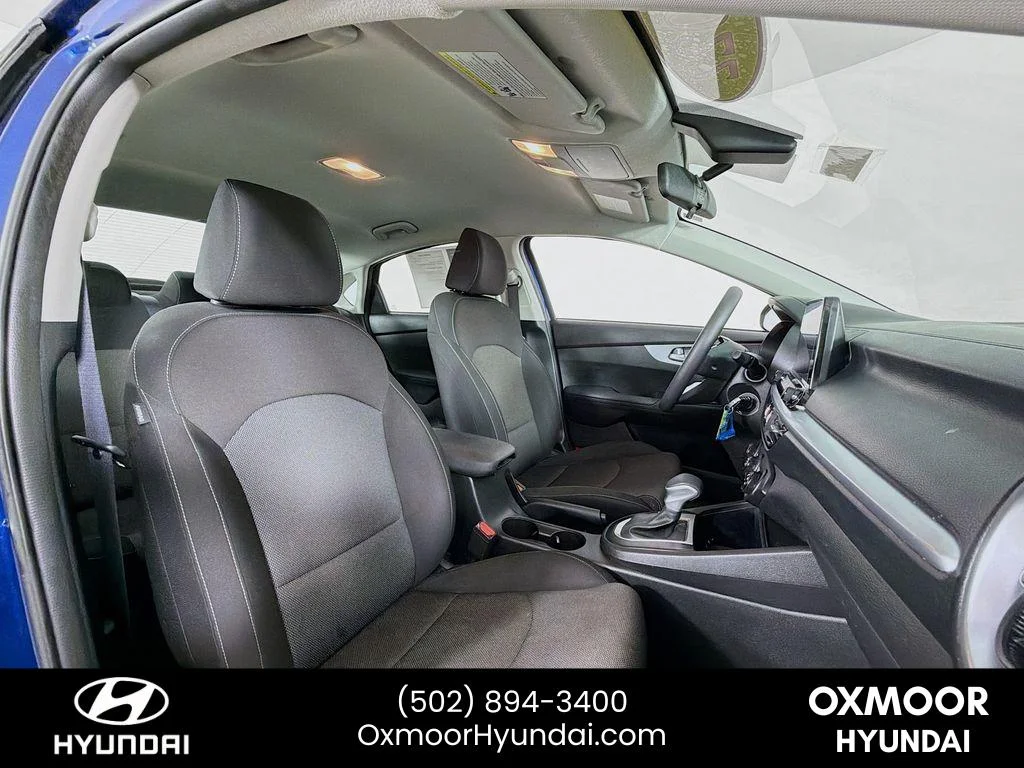 Used 2022 Deep Sea Blue Kia LXS image 25